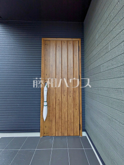 2号棟 玄関 【東村山市青葉町1丁目】/撮影日2026/08/27