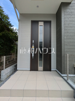 2号棟　玄関　【八王子市西寺方町】／撮影日2026/09/13