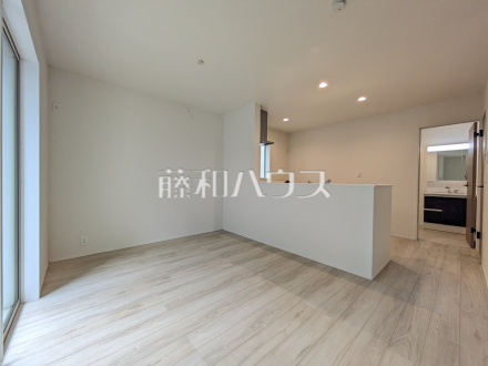 2号棟　リビング　【八王子市西寺方町】／撮影日2026/08/31