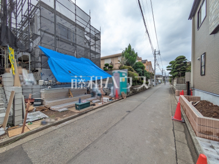 接道状況および現場風景　【小平市鈴木町１丁目】／撮影日2026/07/03