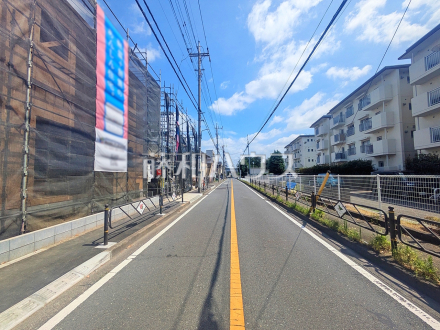 接道状況および現場風景　【調布市富士見町３丁目】／撮影日2026/07/26
