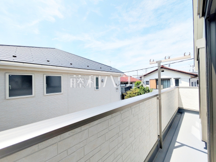 2号棟　バルコニー　【調布市富士見町３丁目】／撮影日2026/08/01