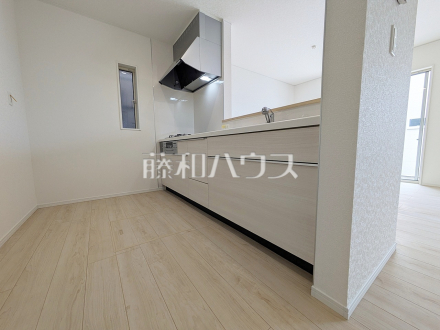 3号棟　キッチン　【調布市富士見町３丁目】／撮影日2026/07/30