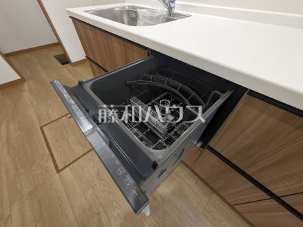 食洗機　食洗機は水仕事を軽減するとともに、手洗いに比べ節水効果も期待できます。　／撮影日2026/04/26