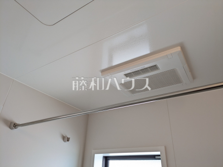 15号棟　浴室乾燥機　【国分寺市北町４丁目】　雨の日の強い味方！浴室換気乾燥機付きユニットバスで洗濯物が乾かせます。／撮影日2026/07/18