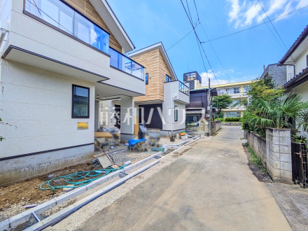 接道状況および現場風景　【国立市中１丁目】／撮影日2026/07/09