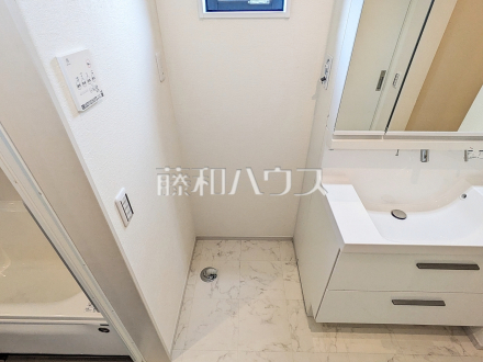 2号棟　洗面室・洗濯機スペース　【国立市中１丁目】／撮影日2026/07/27