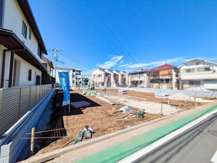 現場風景　【三鷹市井口５丁目】 平日のご案内も可能です。まずはお気軽にお問合せ下さいませ。 ／撮影日2026/03/15