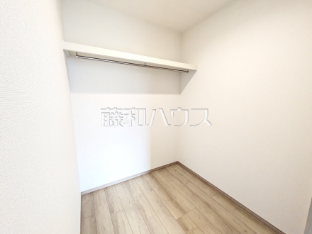 ウォークインクローゼット　【春日井市坂下町３丁目】／撮影日2026/08/27