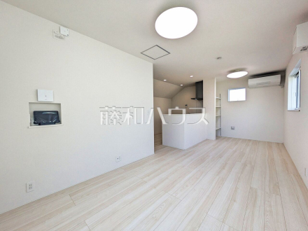 3号棟 リビング 【八王子市散田町5丁目】/撮影日2026/07/19