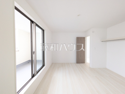 1号棟　居室　【宜野湾市野嵩４丁目】 全居室2面採光で明るいお部屋 ／撮影日2026/05/14