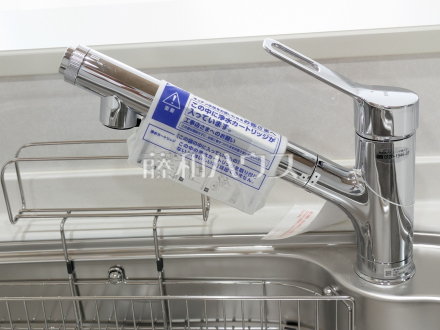 2号棟　浄水器一体型水栓　【宜野湾市野嵩４丁目】　いつでもおいしいお水が飲める浄水器一体型水栓も完備 ／撮影日2026/05/14