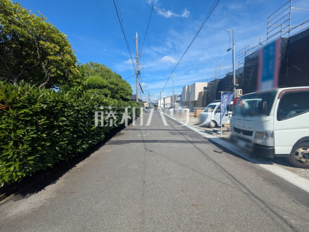 接道状況および現場風景　【春日井市花長町１丁目】／撮影日2026/07/02