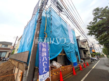 ≪現地外観≫周辺は落ち着いた雰囲気の住宅地です。小さなお子様がいるご家庭も安心です。【府中市押立町５丁目】／撮影日2026/07/17