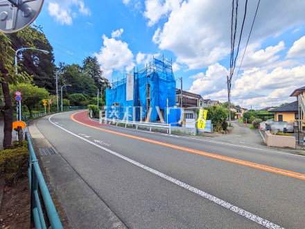 接道状況および現場風景　【八王子市廿里町】／撮影日2026/08/09