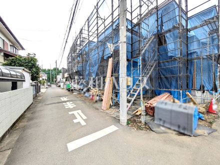 接道状況および現場風景　【東村山市秋津町４丁目】／撮影日2026/09/03