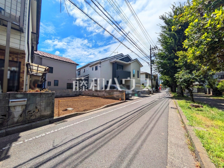 接道状況および現場風景　【東村山市萩山町３丁目】／撮影日2025/08/01
