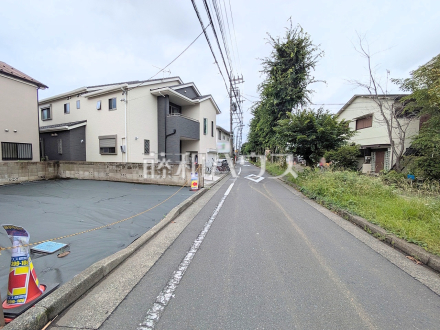 接道状況および現場風景　【東村山市萩山町３丁目】／撮影日2026/07/03