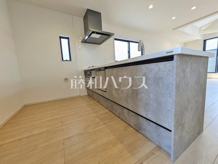 1号棟　キッチン　【府中市本町２丁目】／撮影日2026/07/16