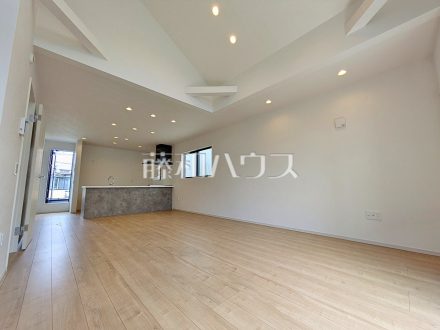 1号棟　リビング　【府中市本町２丁目】／撮影日2026/07/16