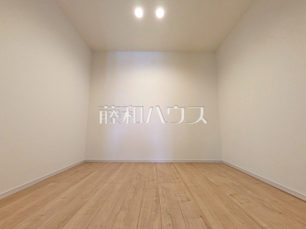 1号棟　ドレスルーム　【府中市本町２丁目】／撮影日2026/07/16