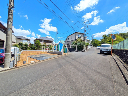 接道状況および現場風景　【八王子市東中野】／撮影日2026/08/08