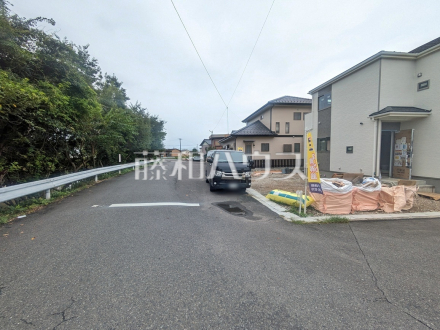 接道状況および現場風景　【春日井市坂下町３丁目】／撮影日2026/09/10