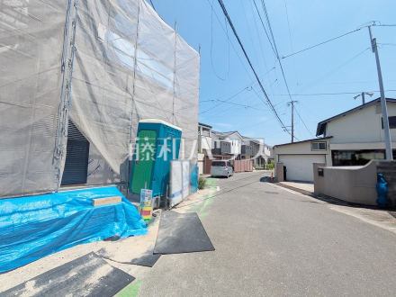 接道状況および現場風景　【福岡市早良区野芥７丁目】／撮影日2026/08/02
