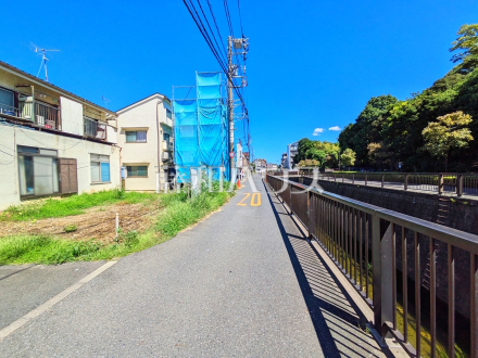 接道状況および現場風景　【中野区沼袋３丁目】／撮影日2026/09/14