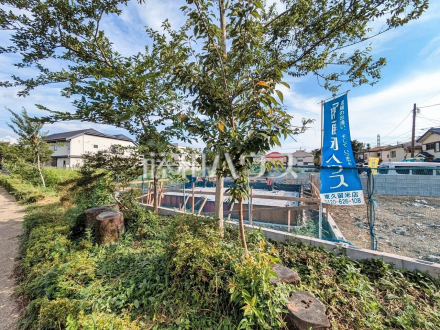 現場風景　【西東京市向台町６丁目】 建物のプレゼンをさせていただきますので、実際の完成イメージを思い描いていただくことができます。お気軽にお問合せ下さい。 ／撮影日2026/08/20