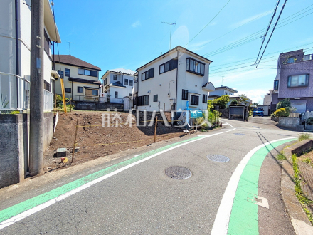 接道状況および現場風景　【八王子市緑町】／撮影日2026/08/08