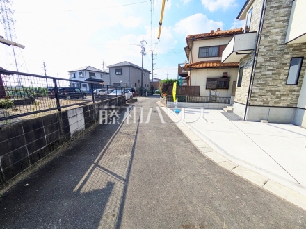接道状況および現場風景　【春日井市牛山町】／撮影日2026/10/10