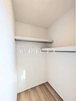 ウォークインクローゼット　【那覇市具志２丁目】／撮影日2026/07/17