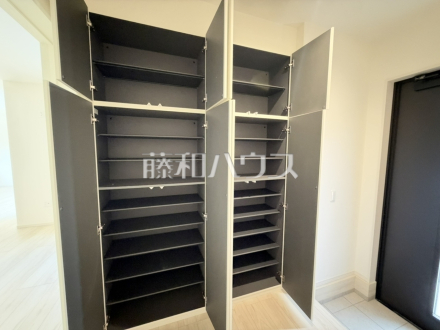 玄関収納 【日野市百草】/撮影日2026/10/15