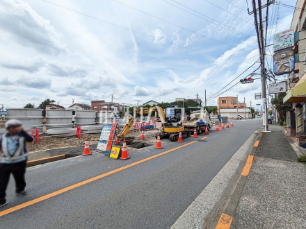 接道状況および現場風景　【東村山市恩多町５丁目】／撮影日2026/08/17