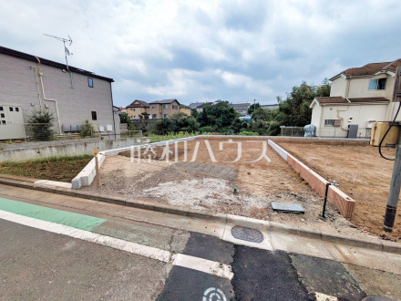 4号地　現地写真　建築中のため、完成後には確認できなくなる構造部分などが今ならご覧いただけます。入居後のマイホームへの愛着も違うかもしれませんね！【東久留米市南沢１丁目】／撮影日2026/07/24