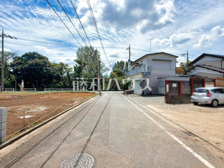 接道状況および現場風景　【東久留米市下里３丁目】／撮影日2026/08/09