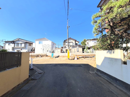 接道状況および現場風景　【東村山市萩山町２丁目】／撮影日2026/10/18