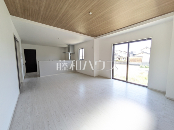 福岡市早良区四箇1丁目　全2棟　新築分譲住宅物件画像