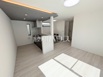 志木市柏町1丁目　全2棟／B号棟　新築分譲住宅物件画像