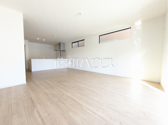 福岡市東区名島2丁目　全1棟　新築分譲住宅物件画像