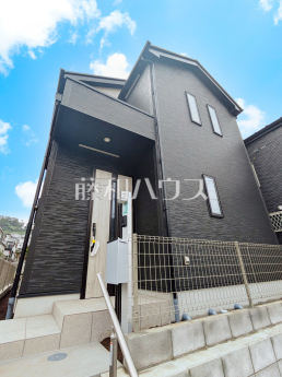 日野市南平2丁目　全1棟　新築分譲住宅物件画像