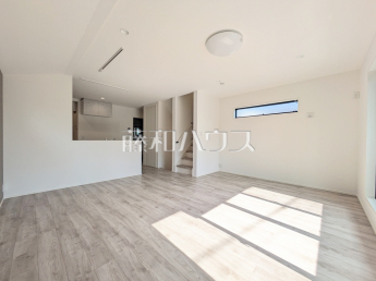 昭島市中神町　全1棟　新築分譲住宅物件画像