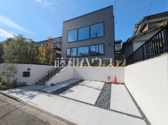 多摩市桜ヶ丘2丁目　全1棟　新築分譲住宅物件画像