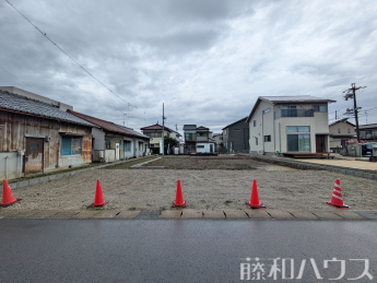 小牧市藤島町　全2棟　新築戸建物件画像