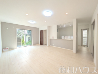 春日井市高森台2丁目　全1棟　中古戸建物件画像