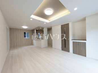 小平市鈴木町1丁目　全2棟　新築分譲住宅物件画像