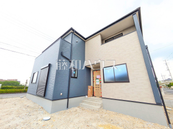 小牧市城山5丁目　全1棟　新築分譲住宅物件画像