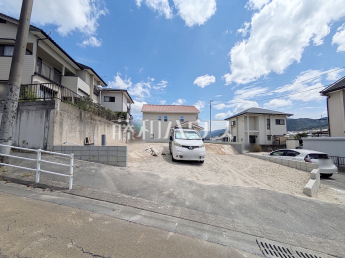 福岡市西区野方6丁目　全1棟　新築分譲住宅物件画像