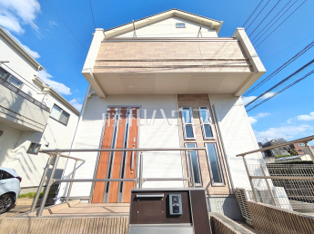 多摩市和田　中古戸建物件画像